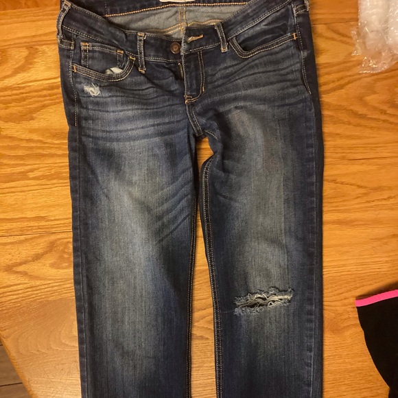 Boot cut - Picture 1 of 3